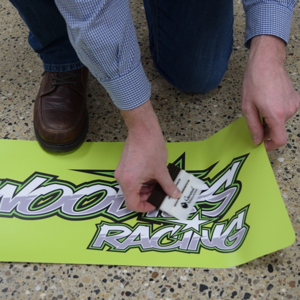 General Formulations 210 Traffic Graphic Matte White Vinyl